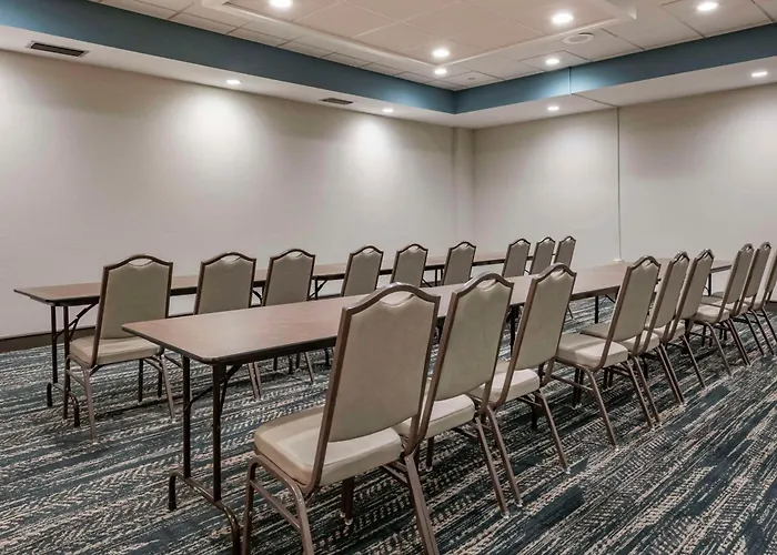 Comfort Inn & Suites Downtown Brickell-Port Of Miami