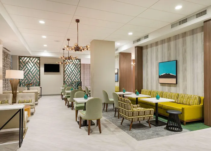 Hampton Inn & Suites Miami Wynwood Design District, Fl